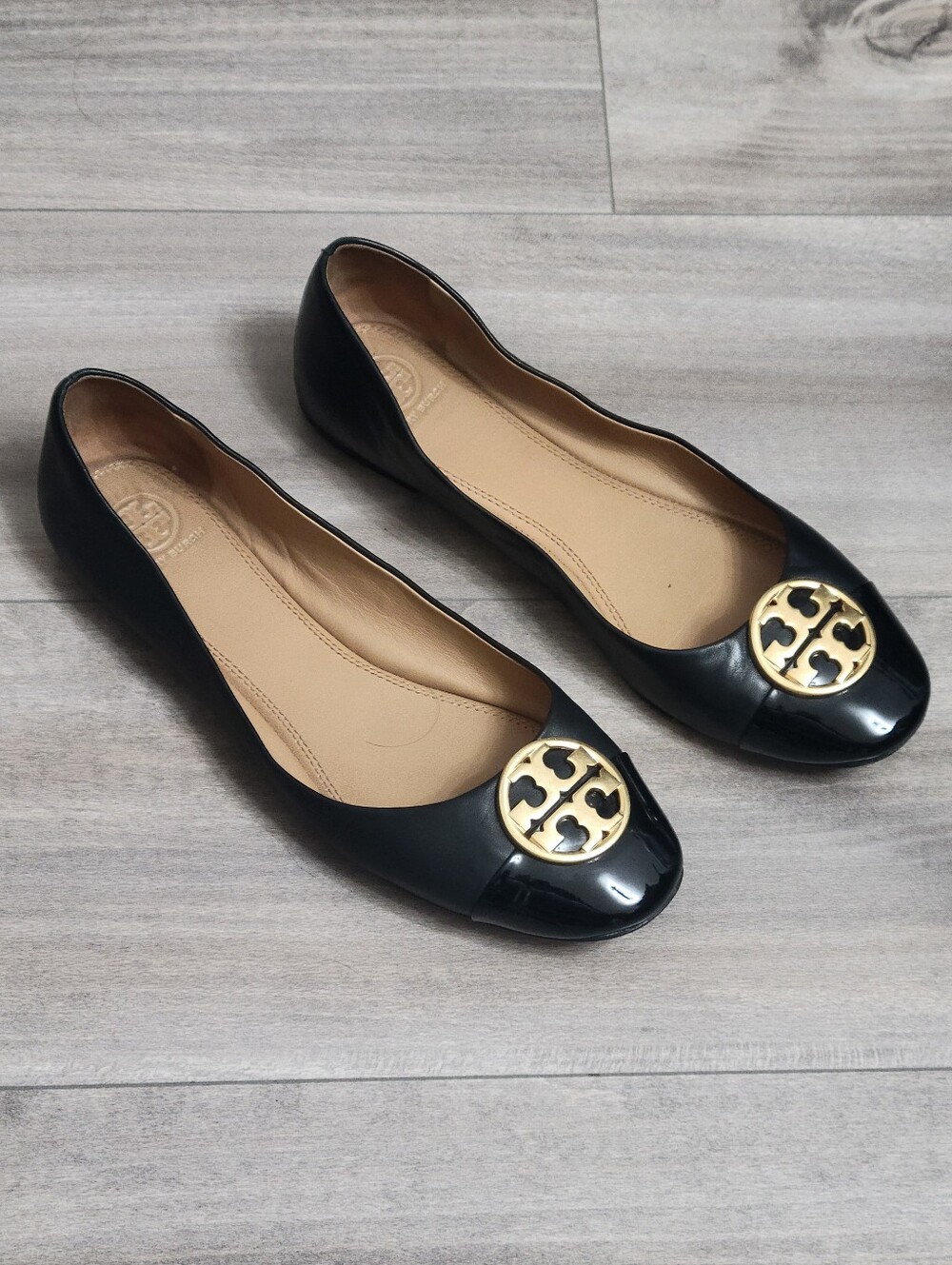 Tory Burch Black Leather Chelsea ballet shoes Size 11 M